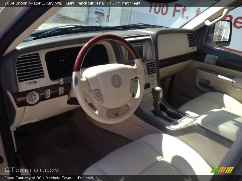 Light French Silk Metallic / Light Parchment 2004 Lincoln Aviator Luxury AWD