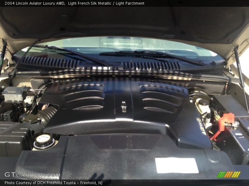 Light French Silk Metallic / Light Parchment 2004 Lincoln Aviator Luxury AWD