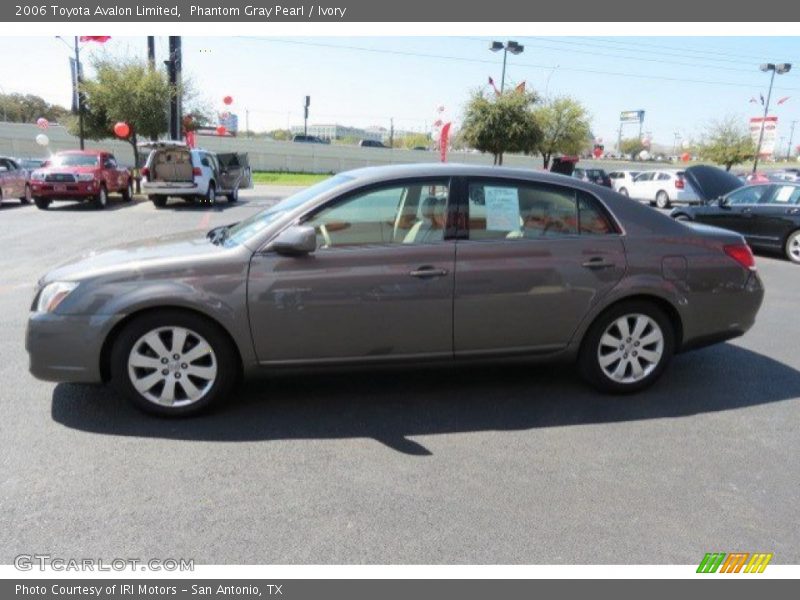 Phantom Gray Pearl / Ivory 2006 Toyota Avalon Limited