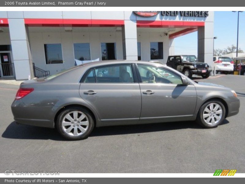 Phantom Gray Pearl / Ivory 2006 Toyota Avalon Limited