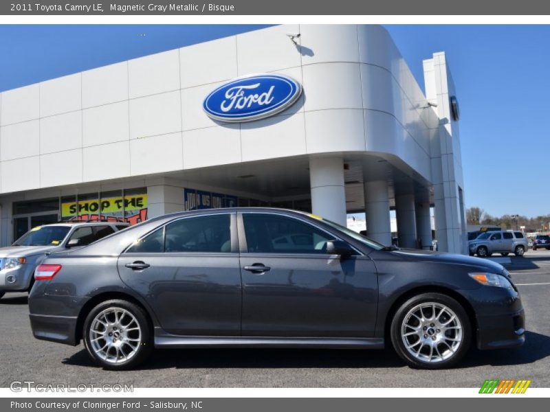 Magnetic Gray Metallic / Bisque 2011 Toyota Camry LE