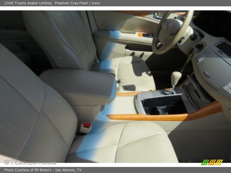 Phantom Gray Pearl / Ivory 2006 Toyota Avalon Limited