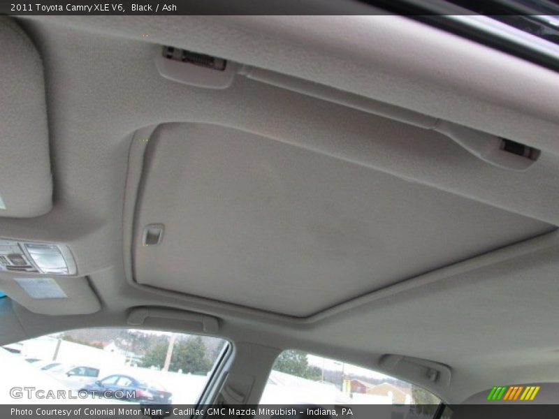 Black / Ash 2011 Toyota Camry XLE V6