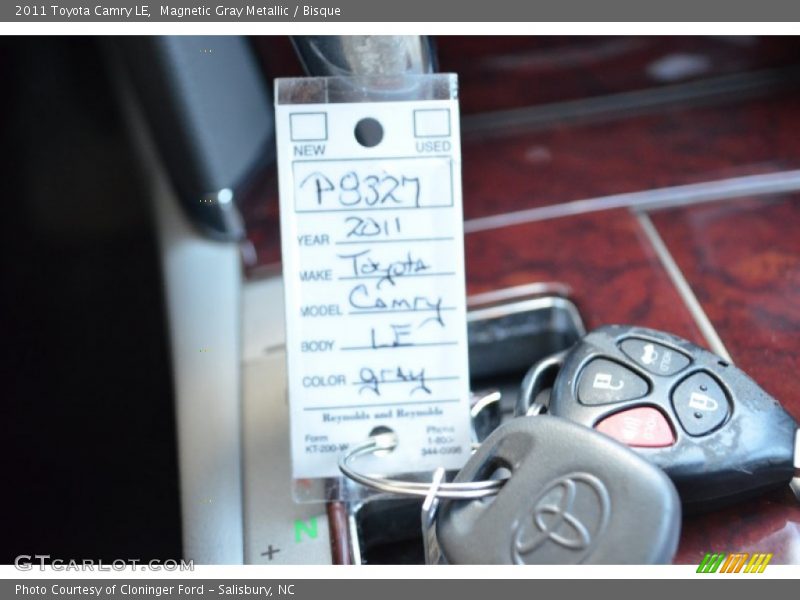 Magnetic Gray Metallic / Bisque 2011 Toyota Camry LE