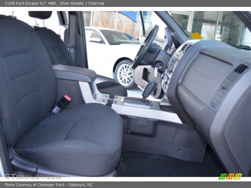 Silver Metallic / Charcoal 2008 Ford Escape XLT 4WD