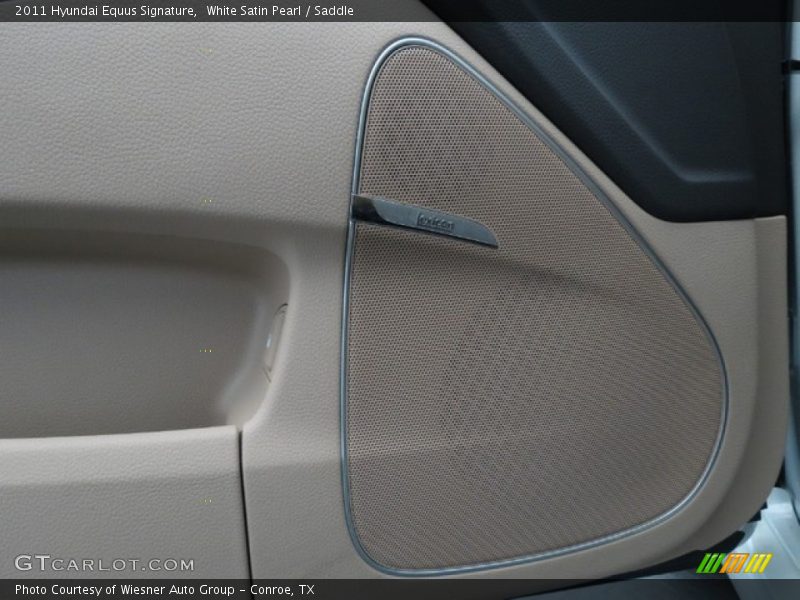 White Satin Pearl / Saddle 2011 Hyundai Equus Signature