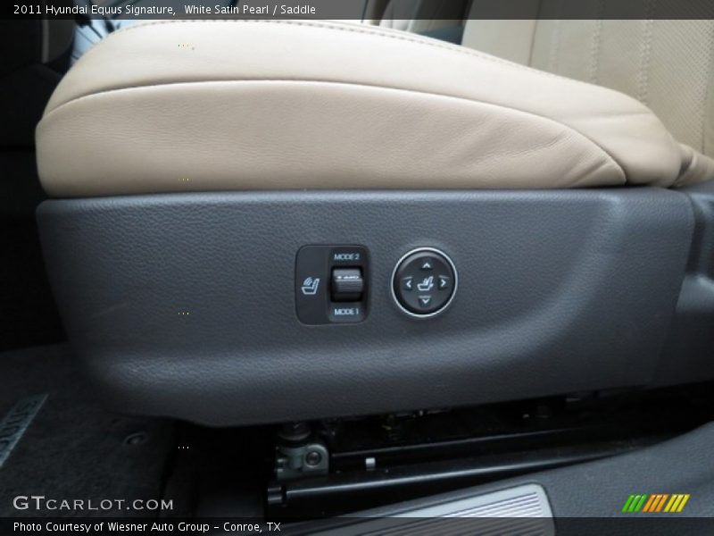 White Satin Pearl / Saddle 2011 Hyundai Equus Signature