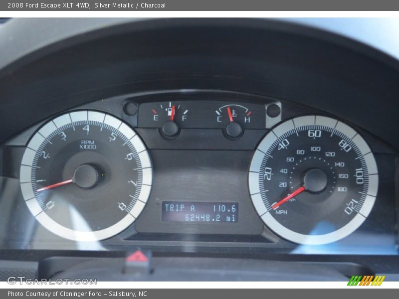 Silver Metallic / Charcoal 2008 Ford Escape XLT 4WD