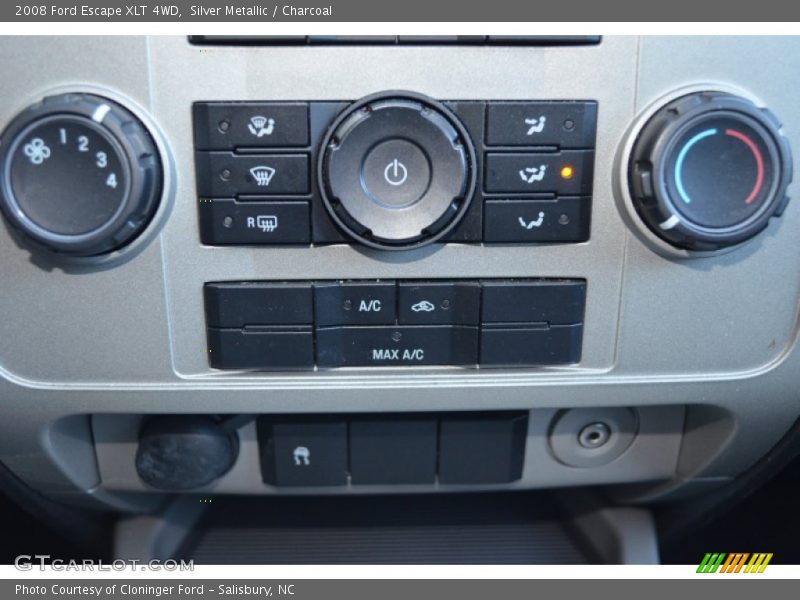 Silver Metallic / Charcoal 2008 Ford Escape XLT 4WD