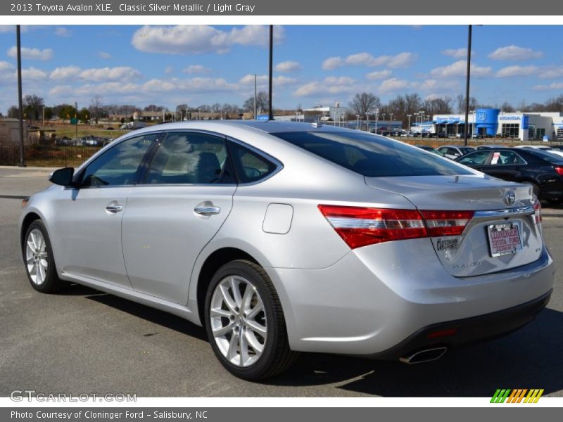 Classic Silver Metallic / Light Gray 2013 Toyota Avalon XLE
