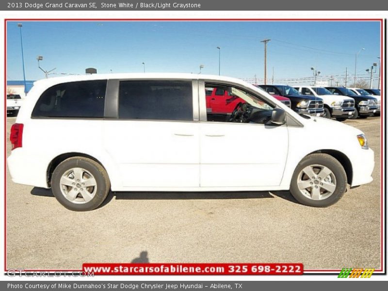 Stone White / Black/Light Graystone 2013 Dodge Grand Caravan SE