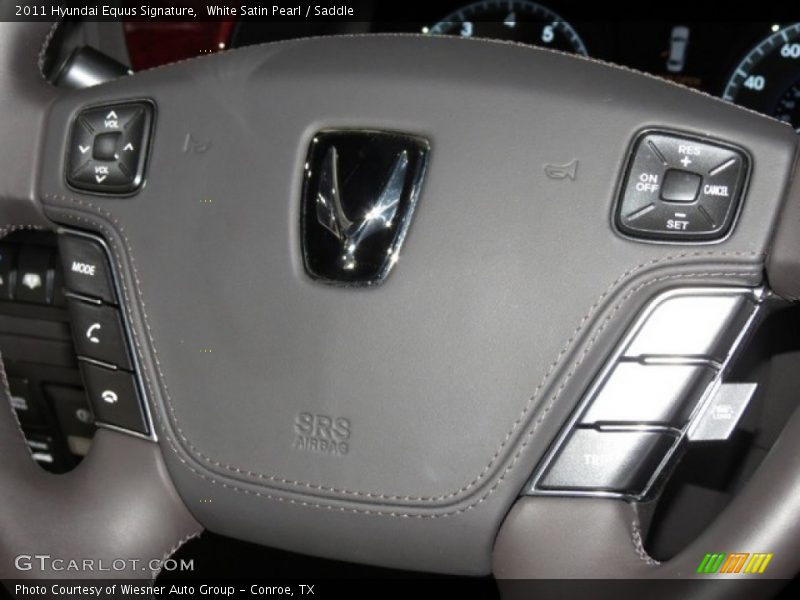 White Satin Pearl / Saddle 2011 Hyundai Equus Signature