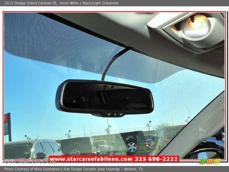 Stone White / Black/Light Graystone 2013 Dodge Grand Caravan SE