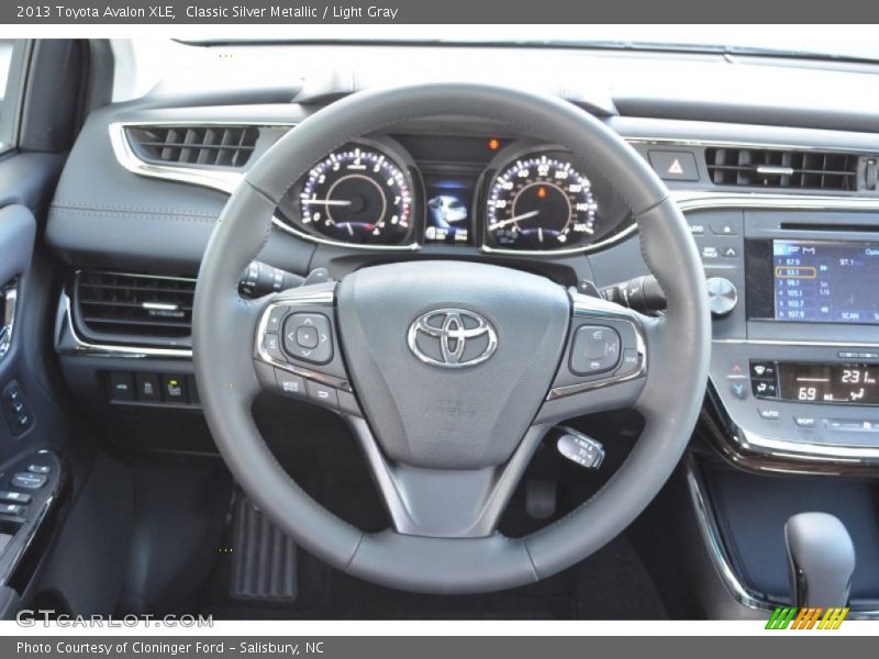 Classic Silver Metallic / Light Gray 2013 Toyota Avalon XLE