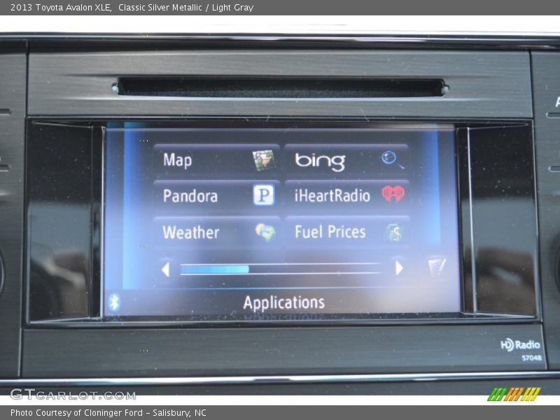Classic Silver Metallic / Light Gray 2013 Toyota Avalon XLE