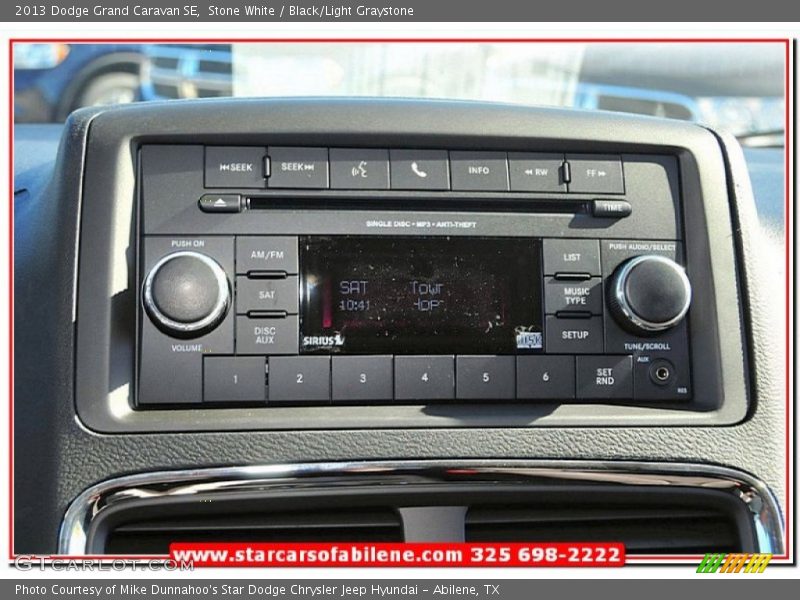 Stone White / Black/Light Graystone 2013 Dodge Grand Caravan SE