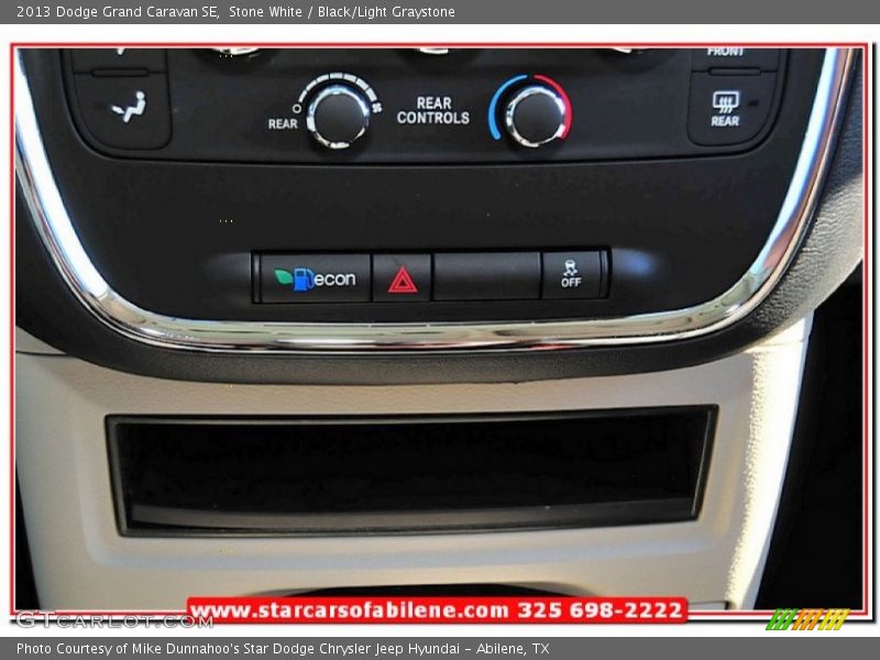 Stone White / Black/Light Graystone 2013 Dodge Grand Caravan SE