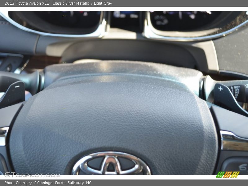 Classic Silver Metallic / Light Gray 2013 Toyota Avalon XLE