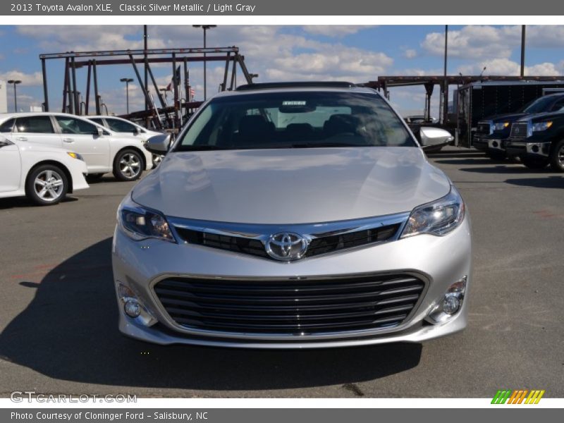 Classic Silver Metallic / Light Gray 2013 Toyota Avalon XLE