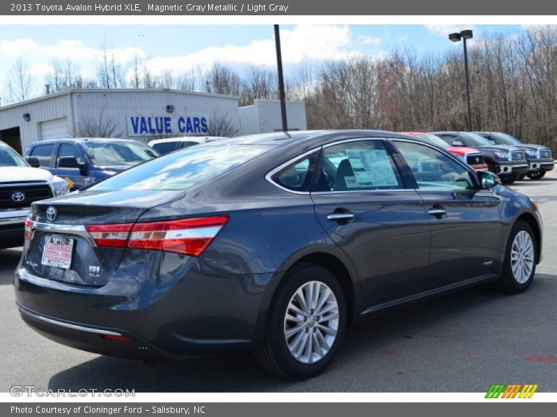 Magnetic Gray Metallic / Light Gray 2013 Toyota Avalon Hybrid XLE