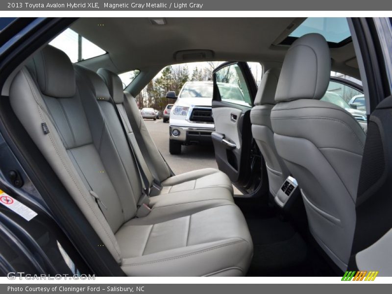 Magnetic Gray Metallic / Light Gray 2013 Toyota Avalon Hybrid XLE