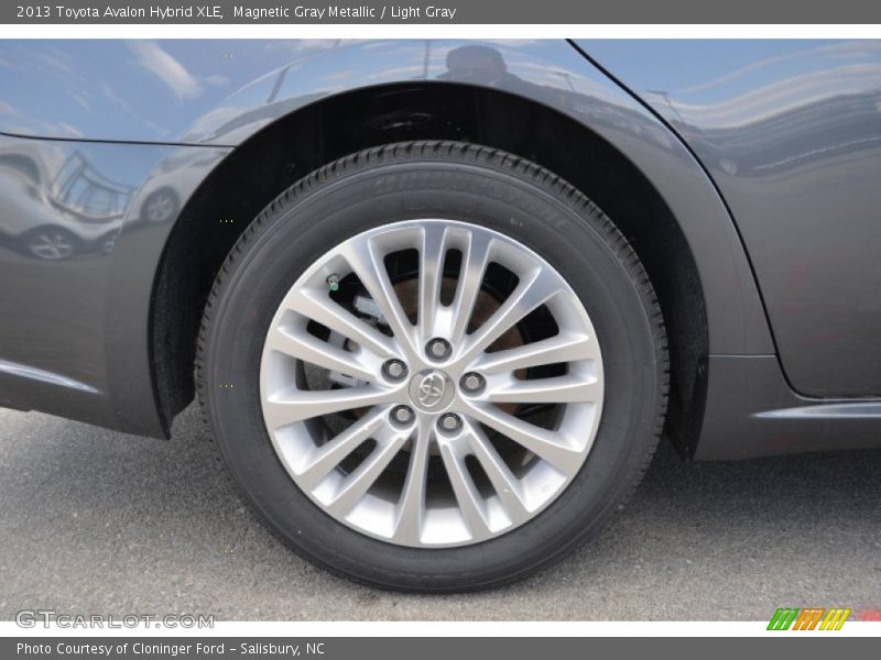 Magnetic Gray Metallic / Light Gray 2013 Toyota Avalon Hybrid XLE