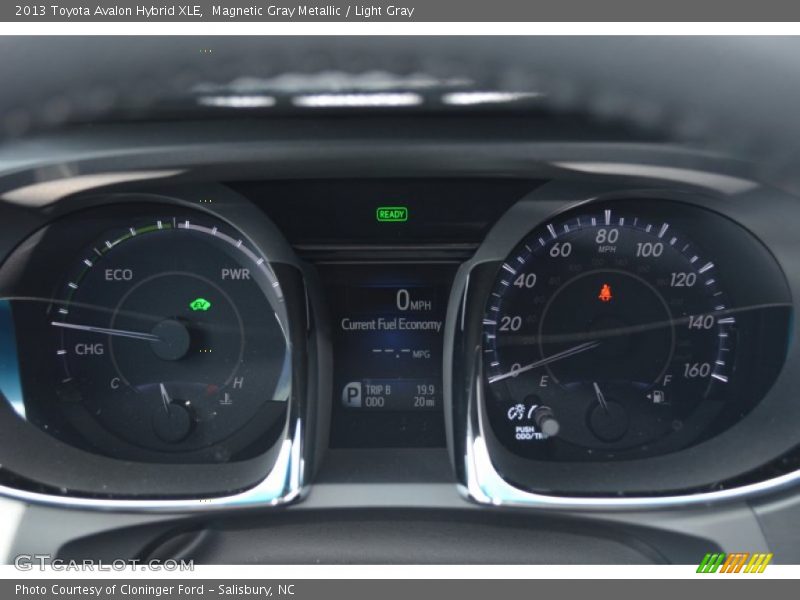 Magnetic Gray Metallic / Light Gray 2013 Toyota Avalon Hybrid XLE