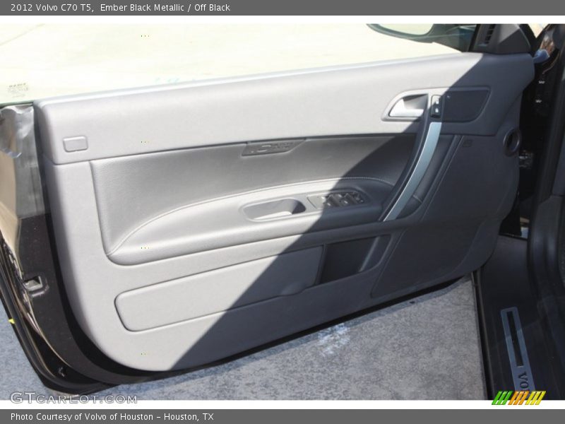 Ember Black Metallic / Off Black 2012 Volvo C70 T5