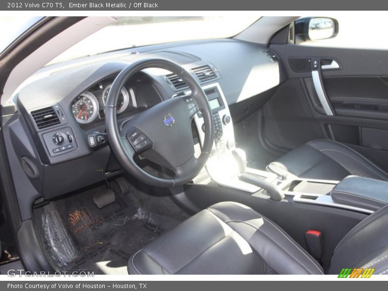 Ember Black Metallic / Off Black 2012 Volvo C70 T5