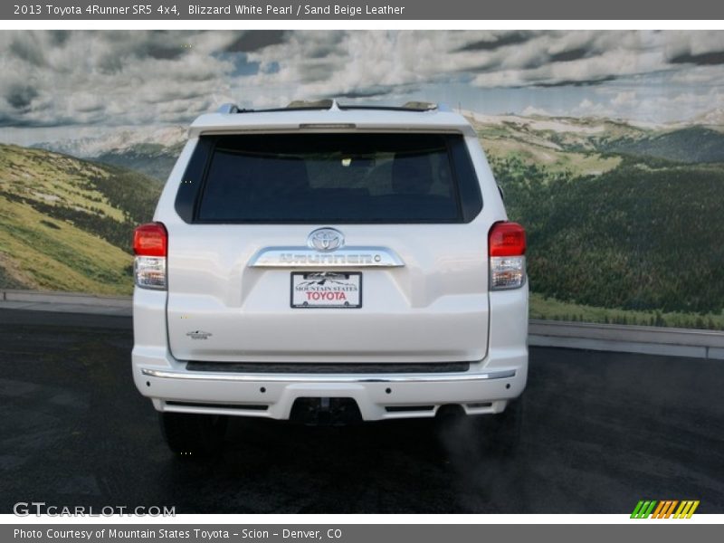 Blizzard White Pearl / Sand Beige Leather 2013 Toyota 4Runner SR5 4x4