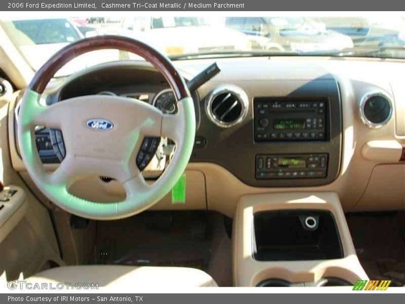 Cashmere Tri-Coat Metallic / Medium Parchment 2006 Ford Expedition Limited