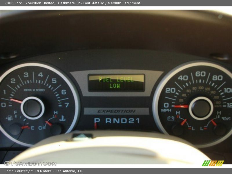 Cashmere Tri-Coat Metallic / Medium Parchment 2006 Ford Expedition Limited