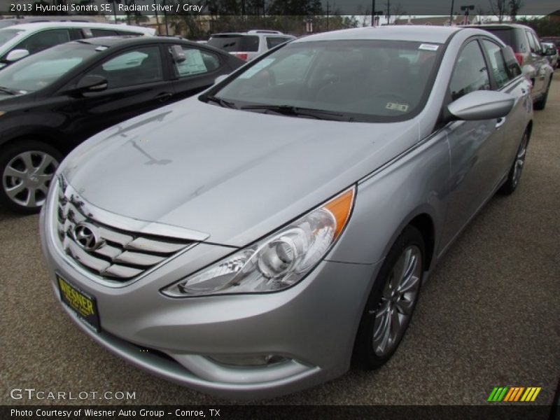 Radiant Silver / Gray 2013 Hyundai Sonata SE