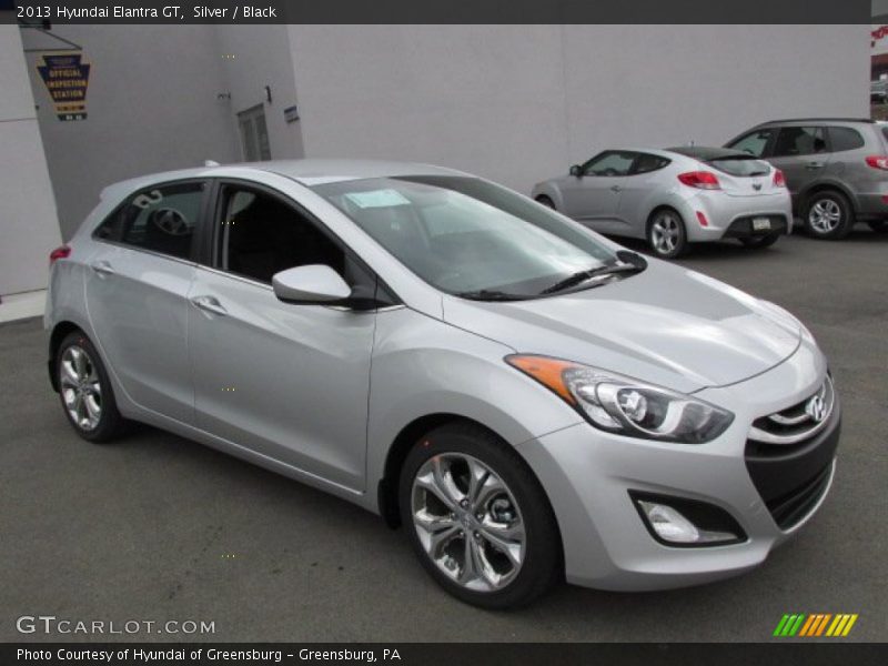 Silver / Black 2013 Hyundai Elantra GT