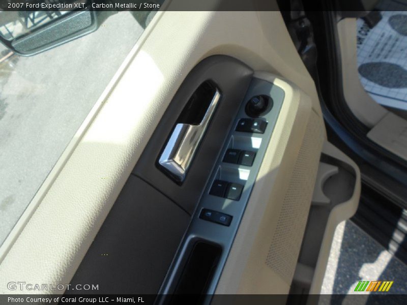 Carbon Metallic / Stone 2007 Ford Expedition XLT