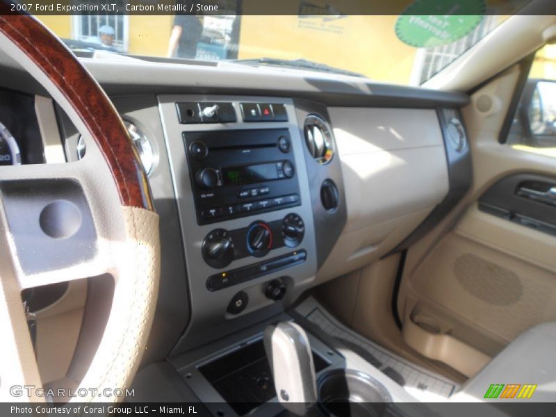 Carbon Metallic / Stone 2007 Ford Expedition XLT