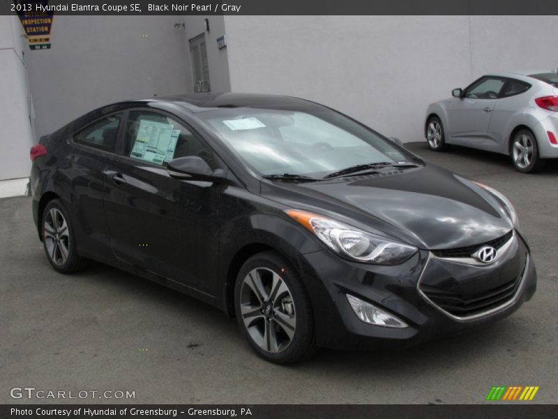 Black Noir Pearl / Gray 2013 Hyundai Elantra Coupe SE