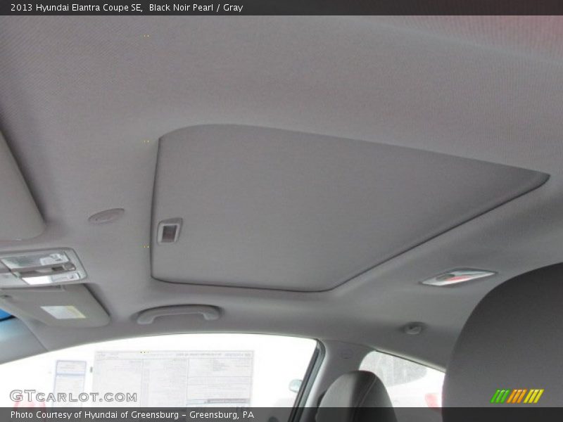 Black Noir Pearl / Gray 2013 Hyundai Elantra Coupe SE