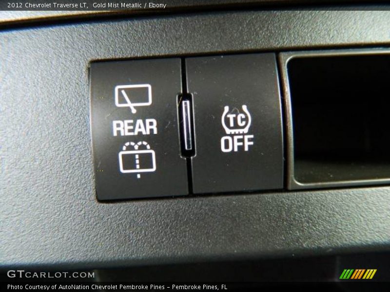 Gold Mist Metallic / Ebony 2012 Chevrolet Traverse LT