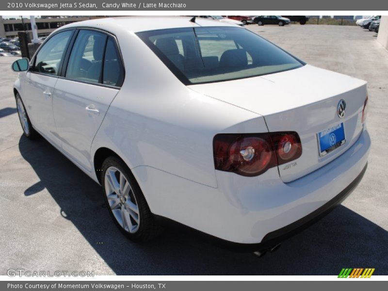 Candy White / Latte Macchiato 2010 Volkswagen Jetta S Sedan