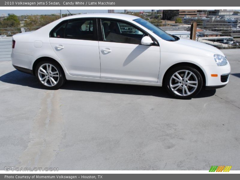 Candy White / Latte Macchiato 2010 Volkswagen Jetta S Sedan