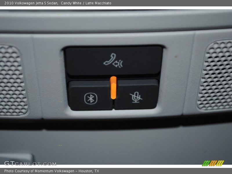 Candy White / Latte Macchiato 2010 Volkswagen Jetta S Sedan