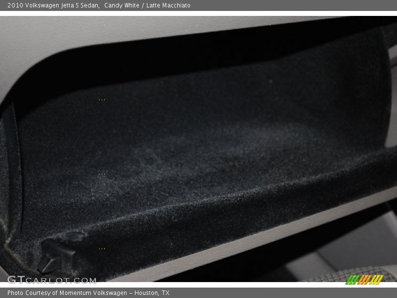 Candy White / Latte Macchiato 2010 Volkswagen Jetta S Sedan