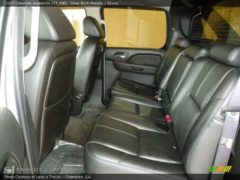 Silver Birch Metallic / Ebony 2007 Chevrolet Avalanche LTZ 4WD