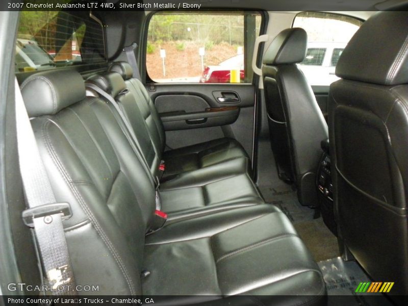 Silver Birch Metallic / Ebony 2007 Chevrolet Avalanche LTZ 4WD