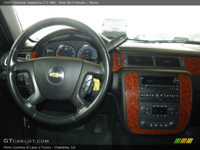 Silver Birch Metallic / Ebony 2007 Chevrolet Avalanche LTZ 4WD