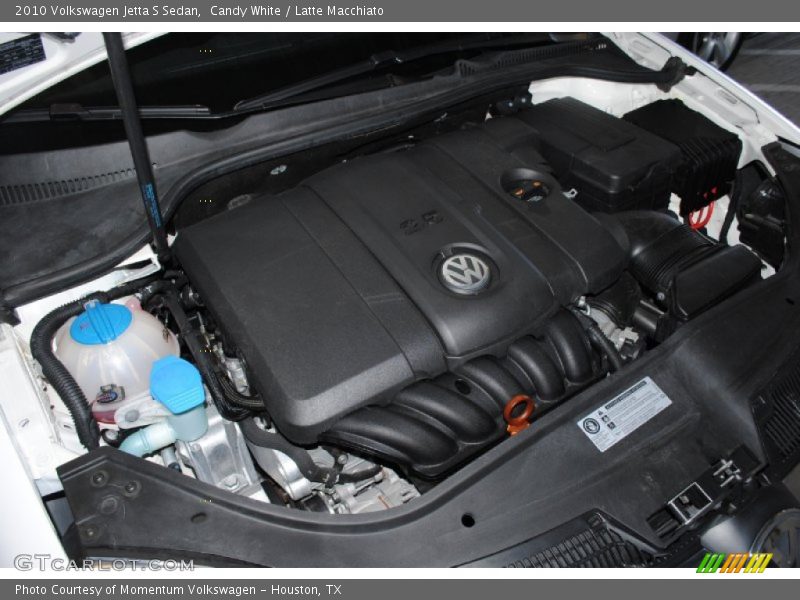 Candy White / Latte Macchiato 2010 Volkswagen Jetta S Sedan