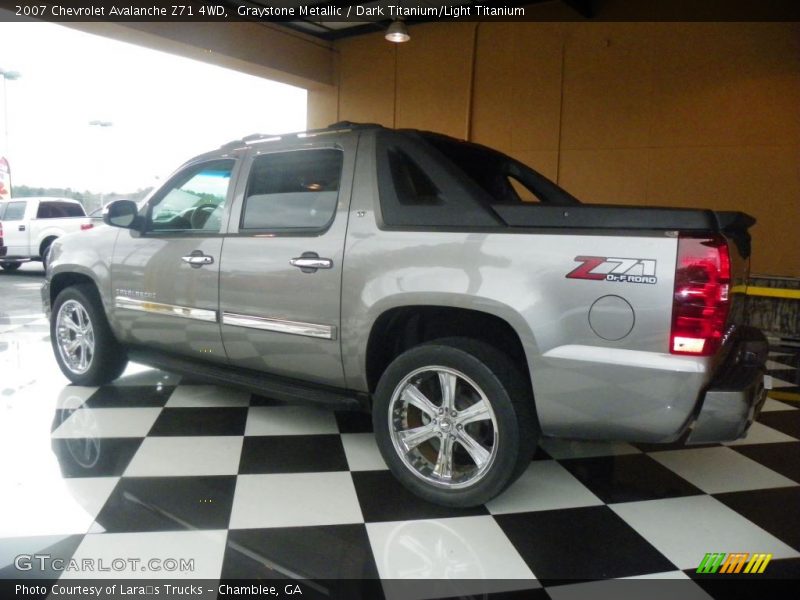 Graystone Metallic / Dark Titanium/Light Titanium 2007 Chevrolet Avalanche Z71 4WD