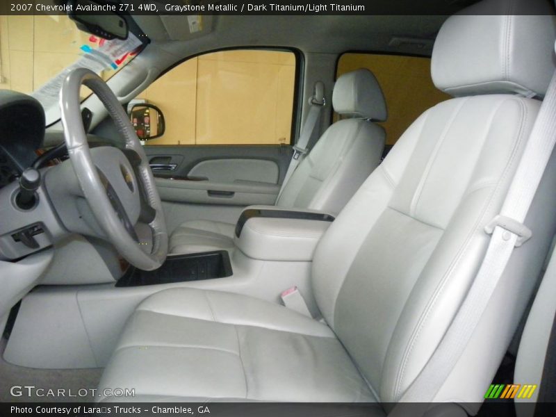Graystone Metallic / Dark Titanium/Light Titanium 2007 Chevrolet Avalanche Z71 4WD