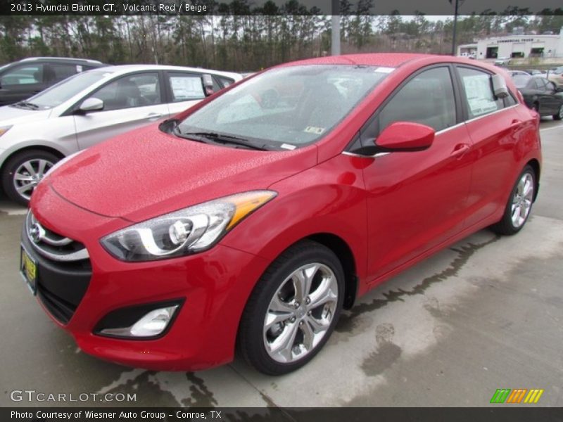 Front 3/4 View of 2013 Elantra GT